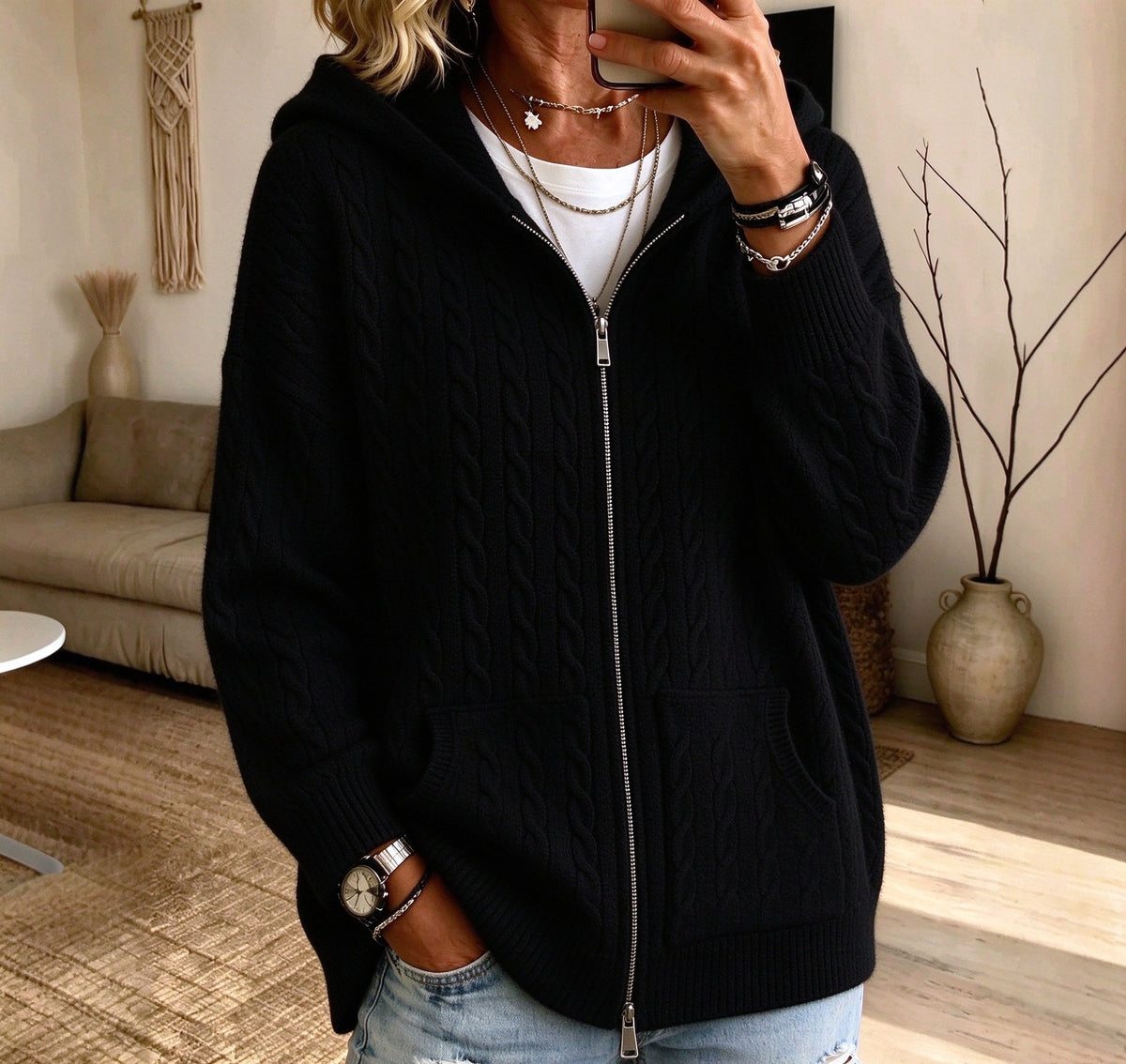Gilet à capuche Camille en maille torsadée